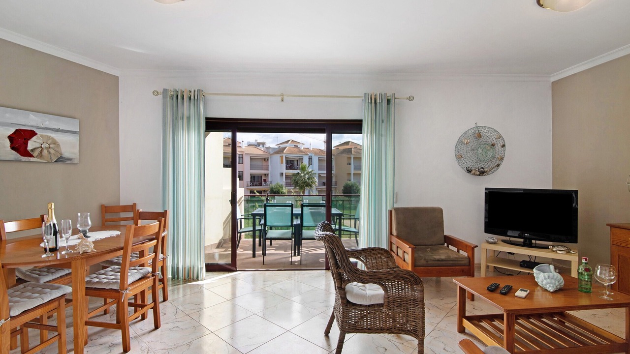 Photo of Livingroom in Quarteira