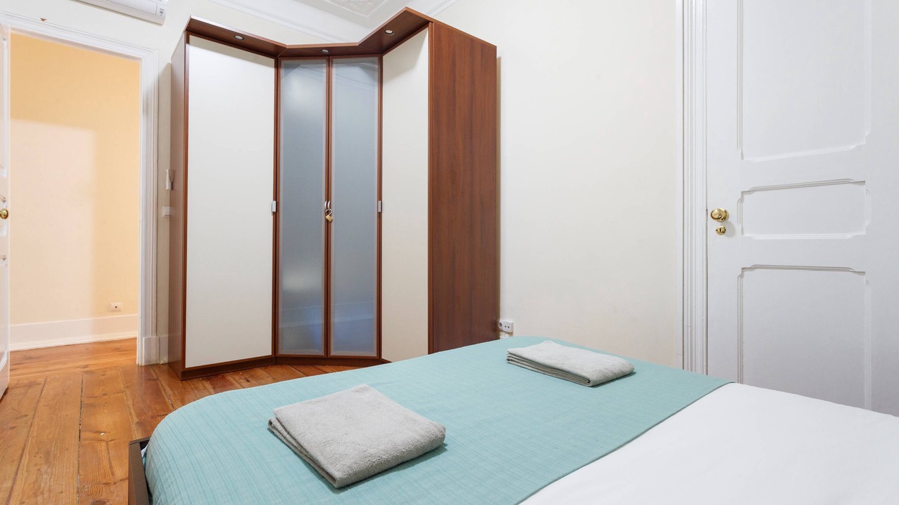 Photo of Bedroom in Lisbon Old Town