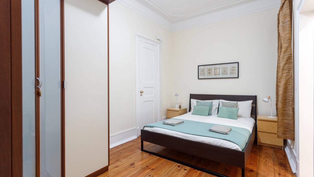 Photo of Bedroom in Lisbon Old Town
