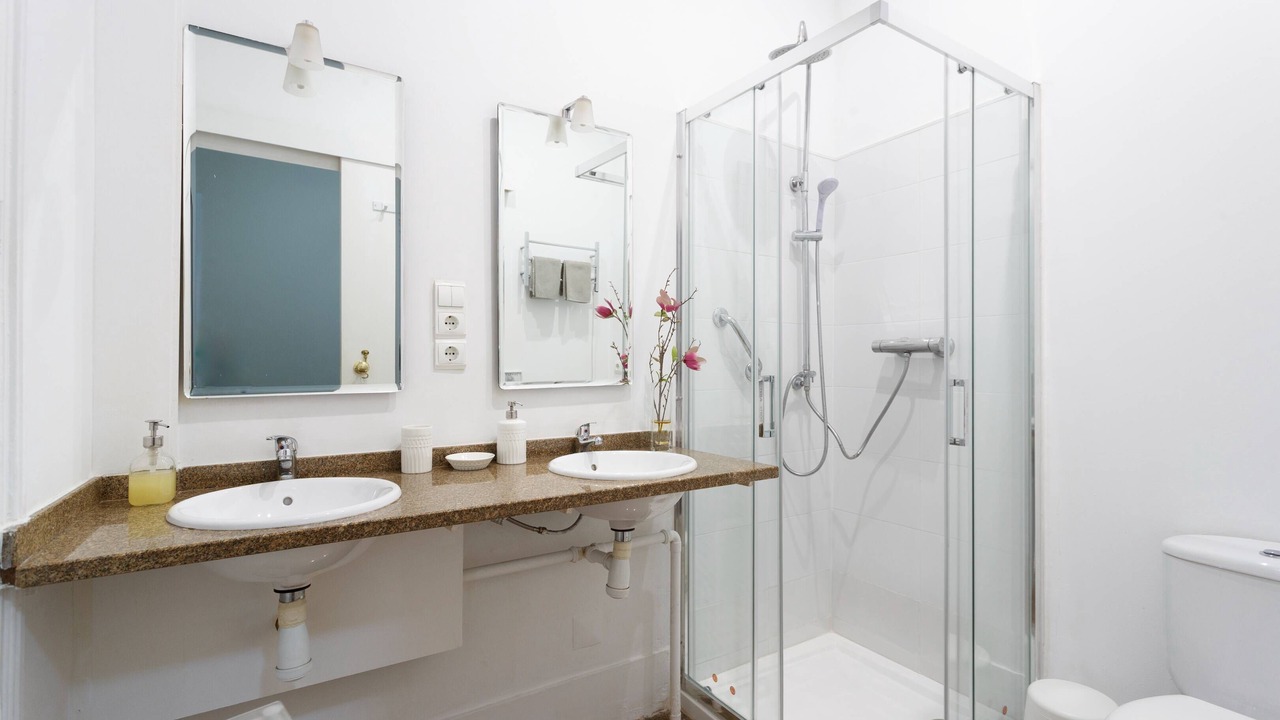 Photo of Bathroom in Lisbon Old Town