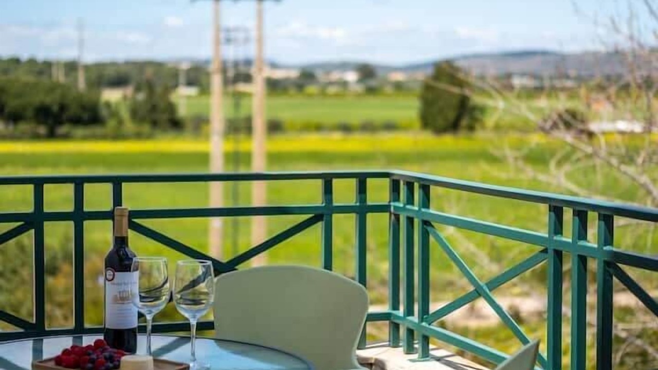 Photo of Outdoor in Alfa-Mar