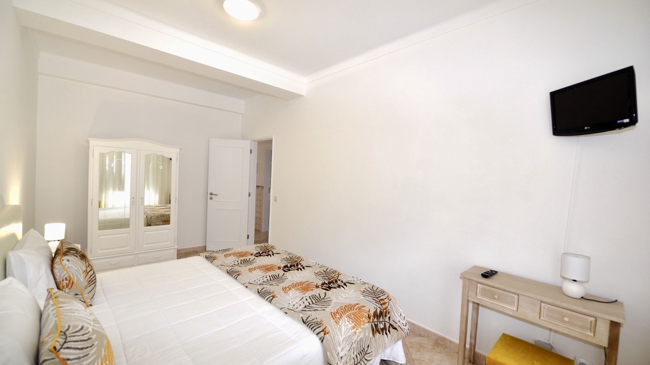 Photo of Bedroom in Nazare