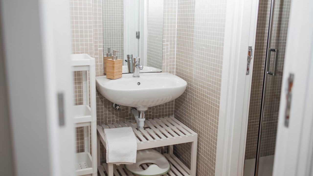 Photo of Bathroom in Paranhos