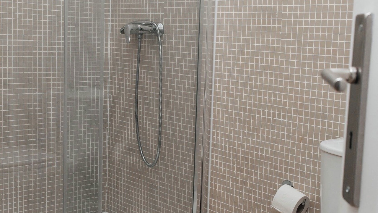 Photo of Bathroom in Paranhos