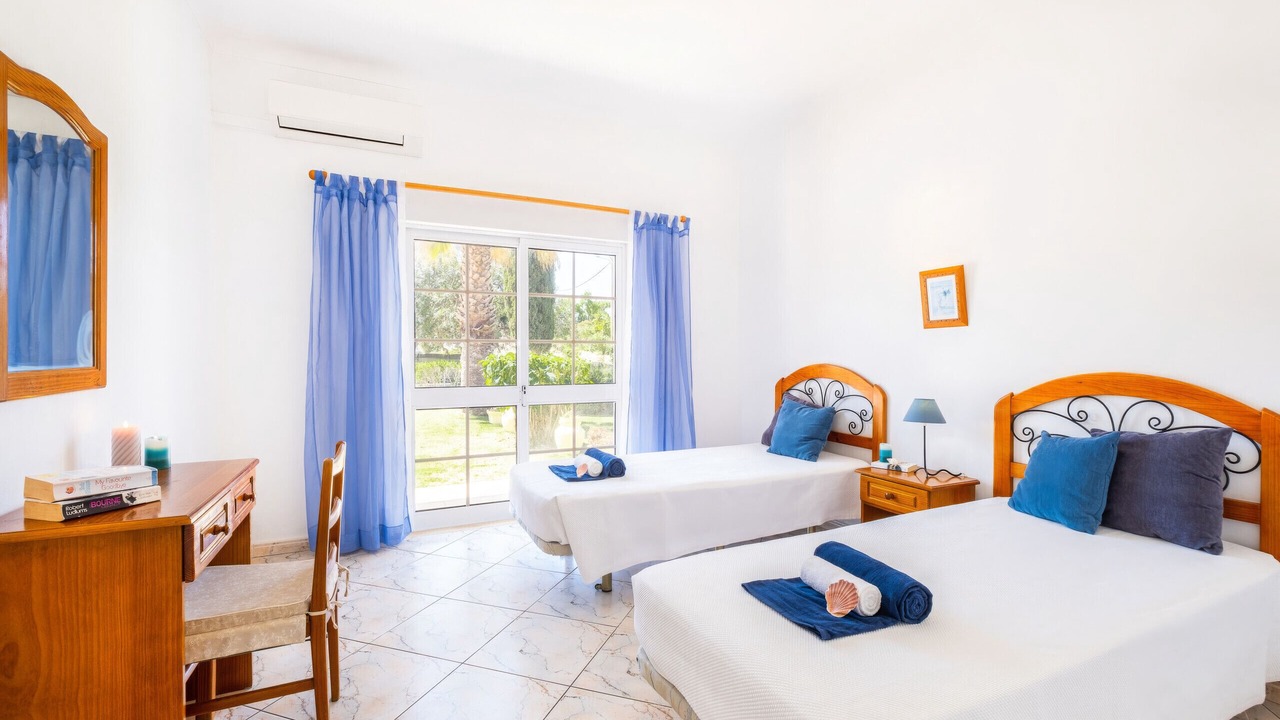 Photo of Bedroom in Branqueira