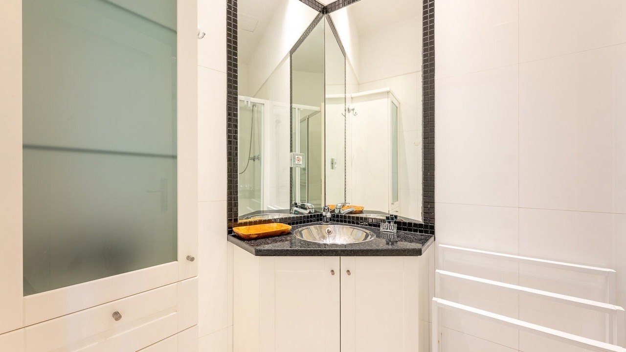 Photo of Bathroom in Restelo