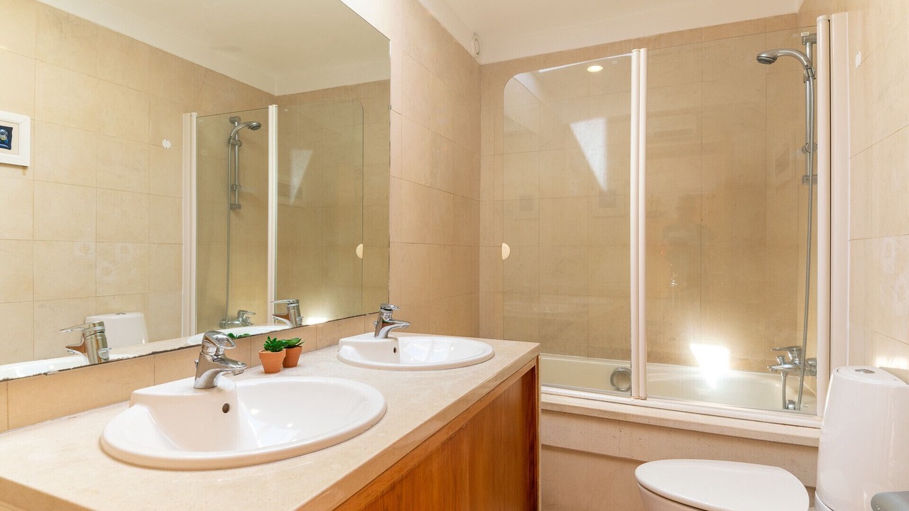 Photo of Bathroom in Charneca de Caparica e Sobreda
