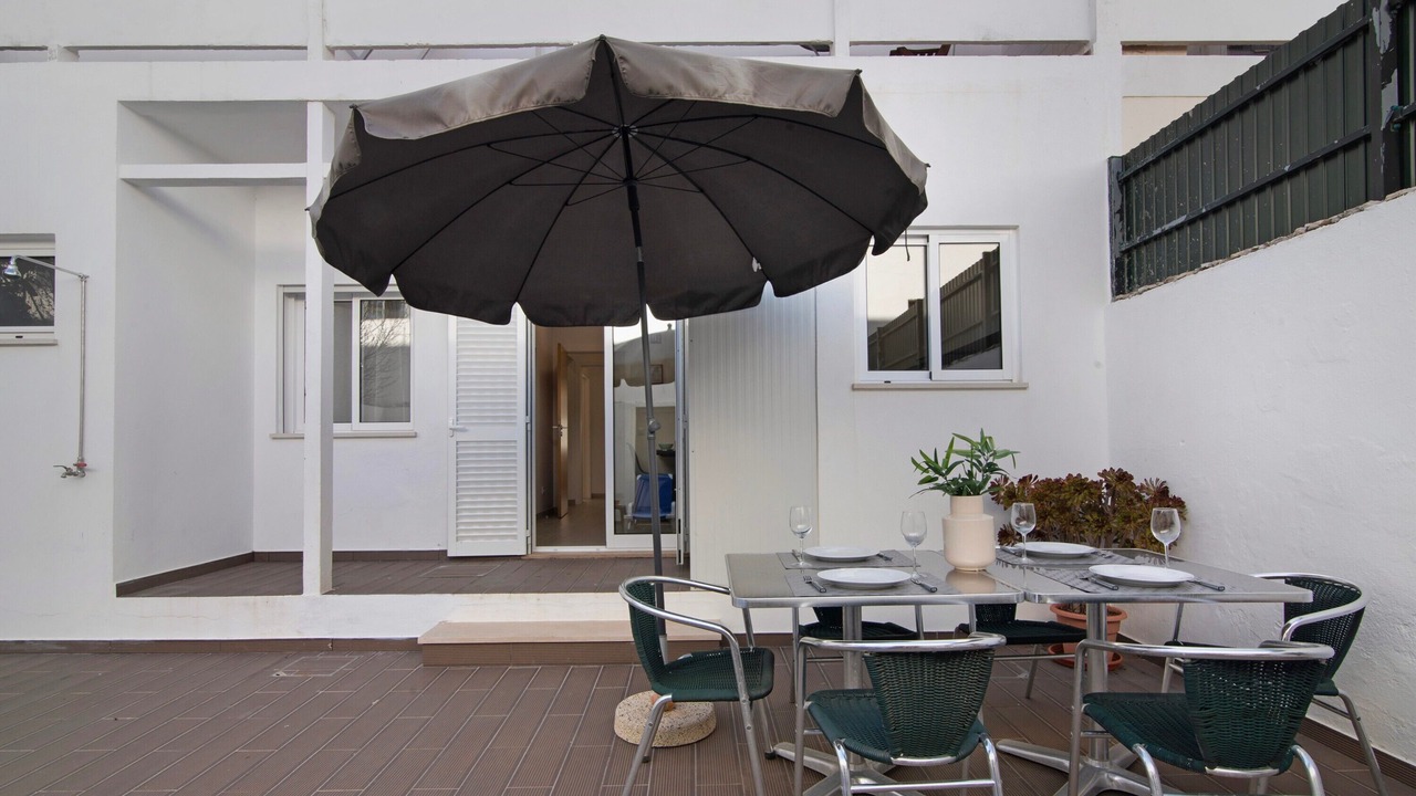 Photo of Outdoor in Calicos