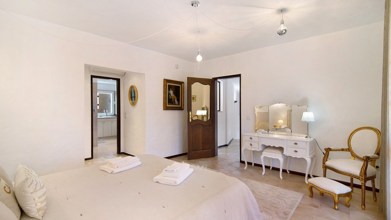 Photo of Bedroom in Quarteira