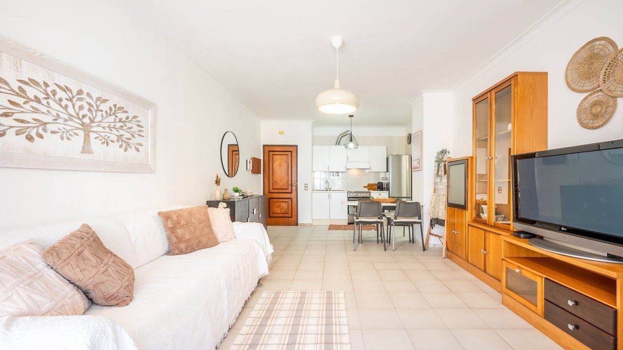 Photo of Livingroom in Costa de Caparica
