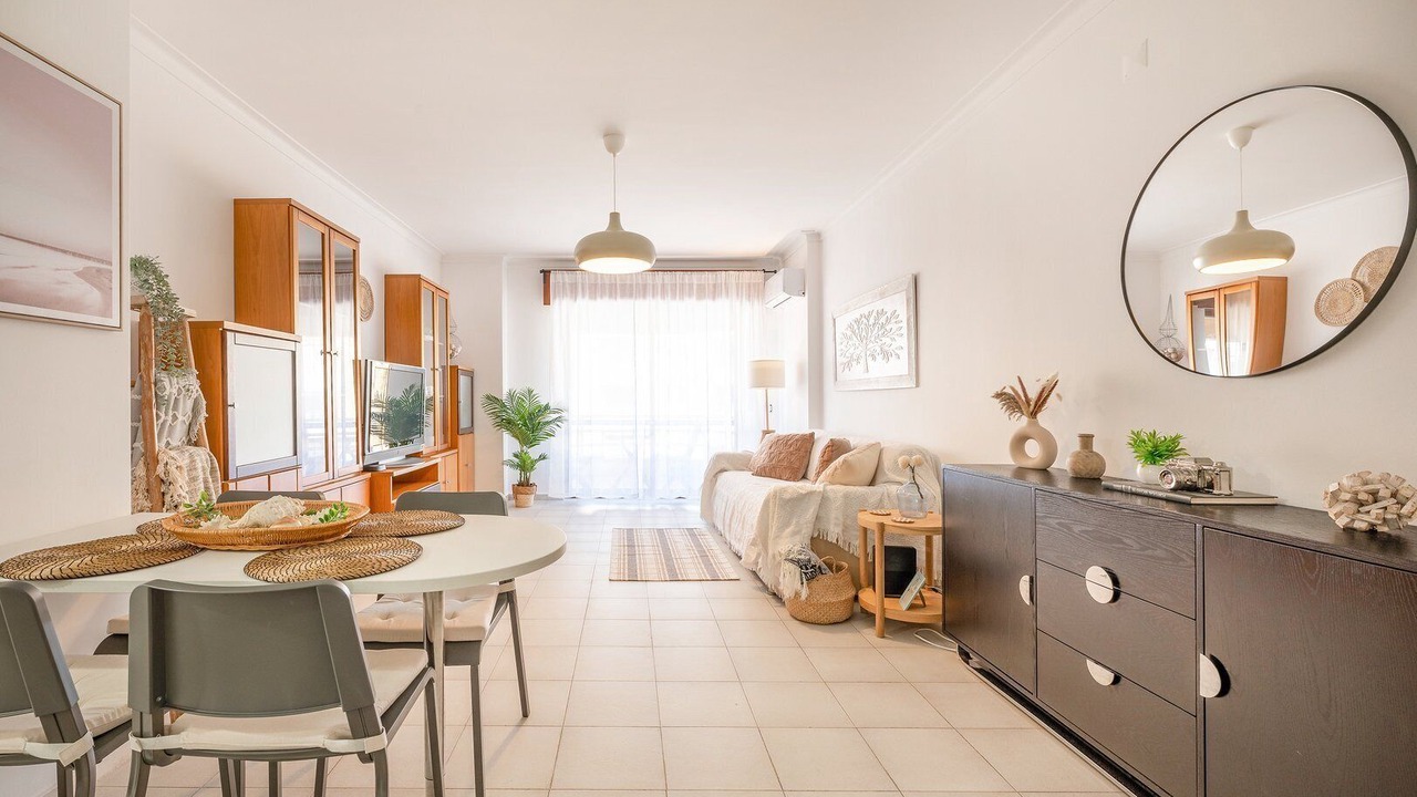 Photo of Livingroom in Costa de Caparica