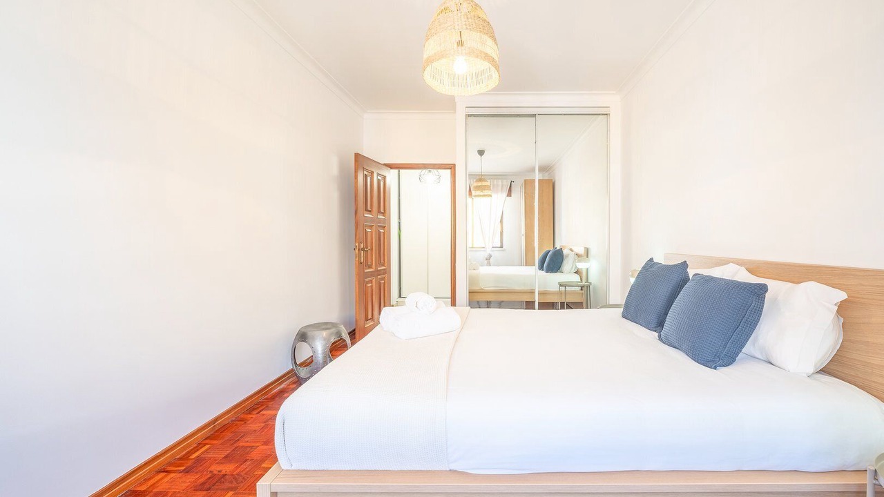Photo of Bedroom in Costa de Caparica