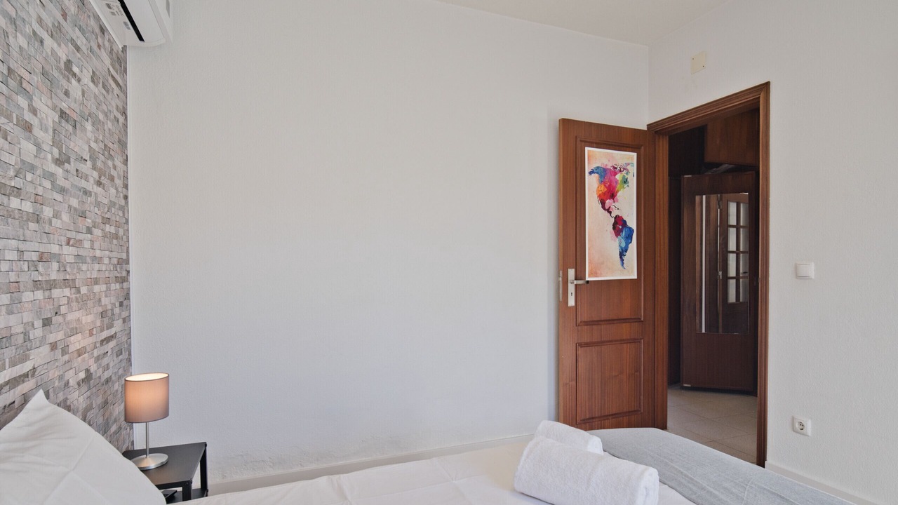 Photo of Bedroom in Estoril