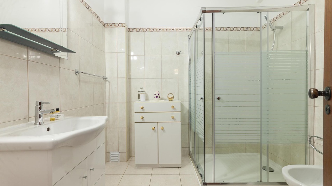 Photo of Bathroom in Funchal