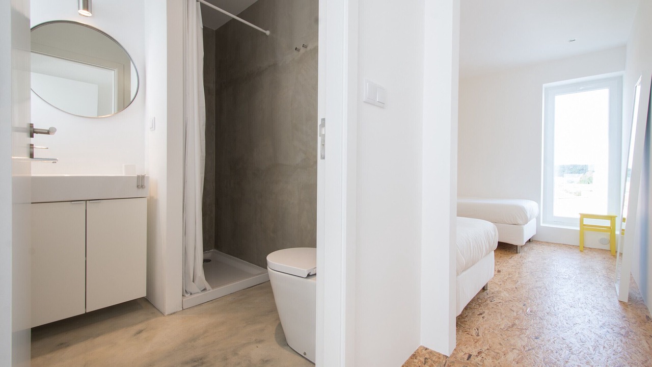 Photo of Bedroom in Peniche
