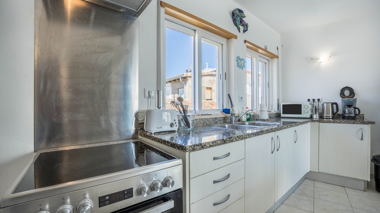 Photo of Kitchen in Salema