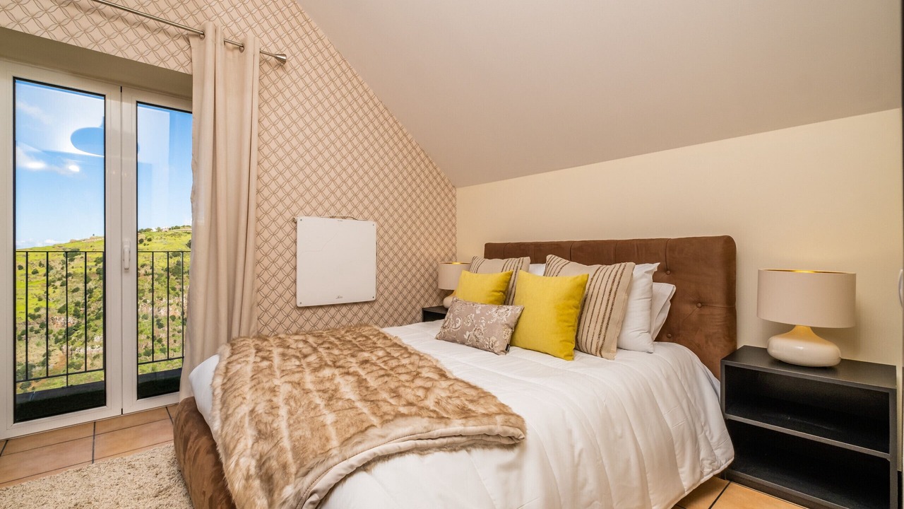 Photo of Bedroom in Faja da Ovelha
