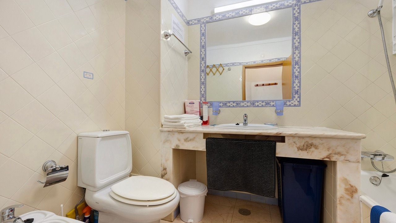 Photo of Bathroom in Meia Praia