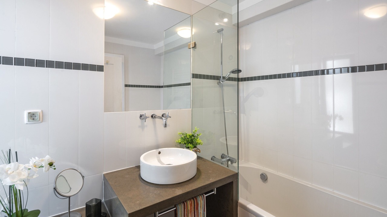 Photo of Bathroom in Sao Bartolomeu de Messines