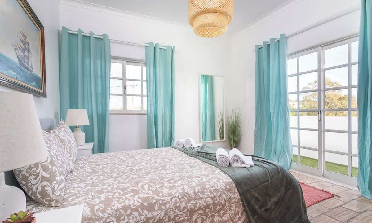 Photo of Bedroom in Lagoa e Carvoeiro