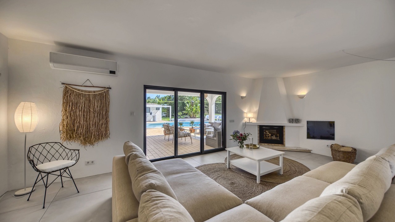 Photo of Livingroom in Estombar
