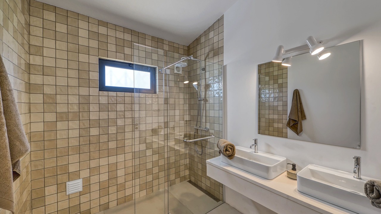 Photo of Bathroom in Estombar