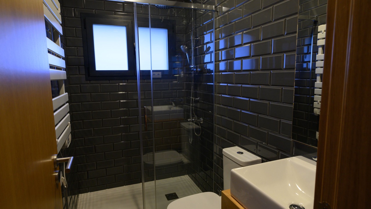 Photo of Bathroom in Ferro