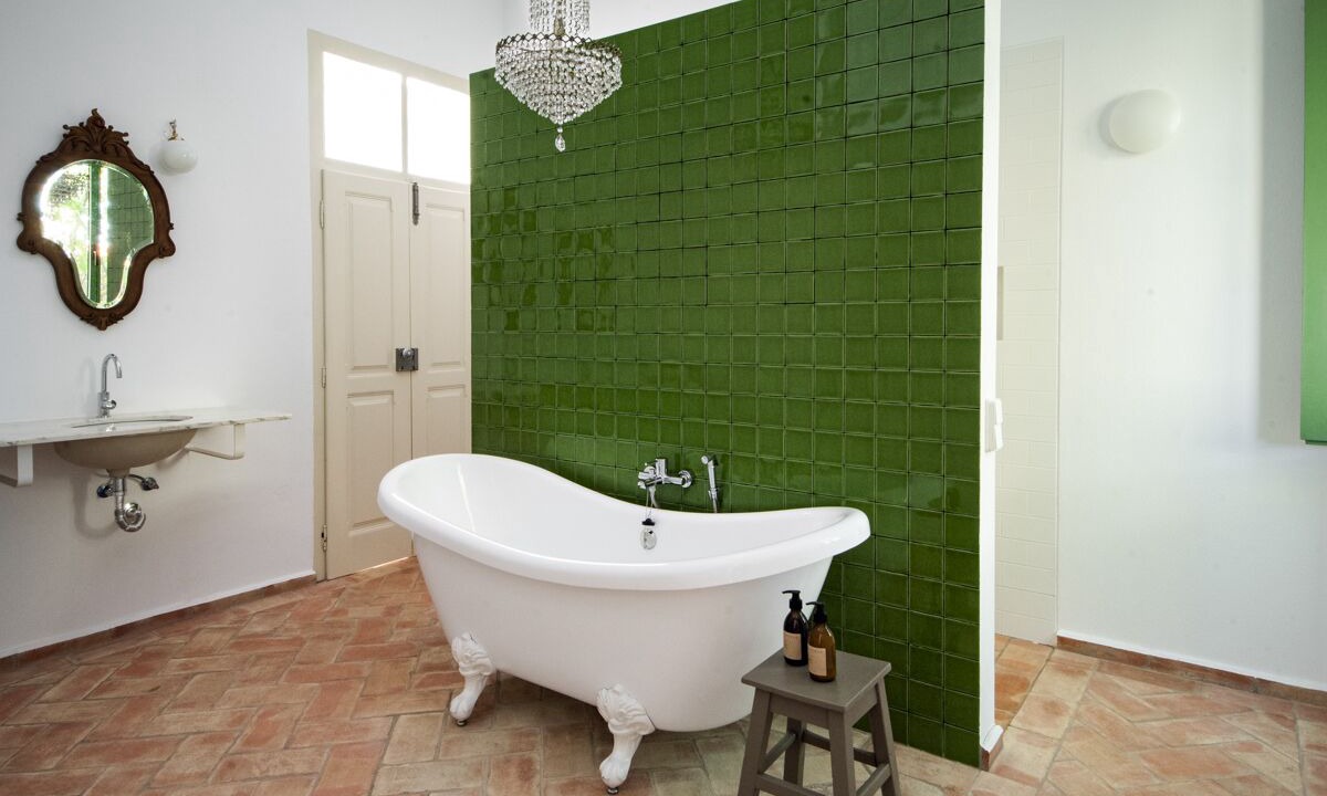 Photo of Bathroom in Sao Bartolomeu de Messines
