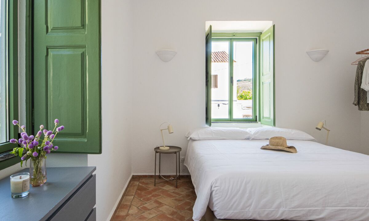 Photo of Bedroom in Sao Bartolomeu de Messines