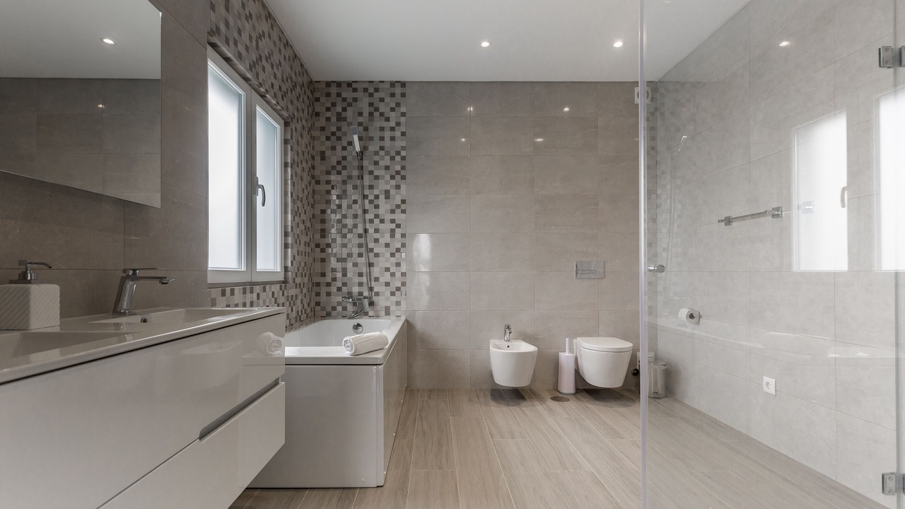 Photo of Bathroom in Atalaia