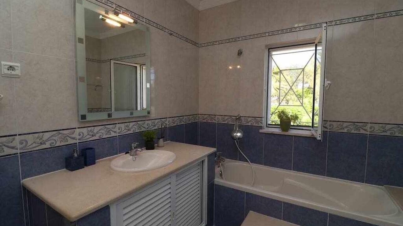 Photo of Bathroom in Boliqueime
