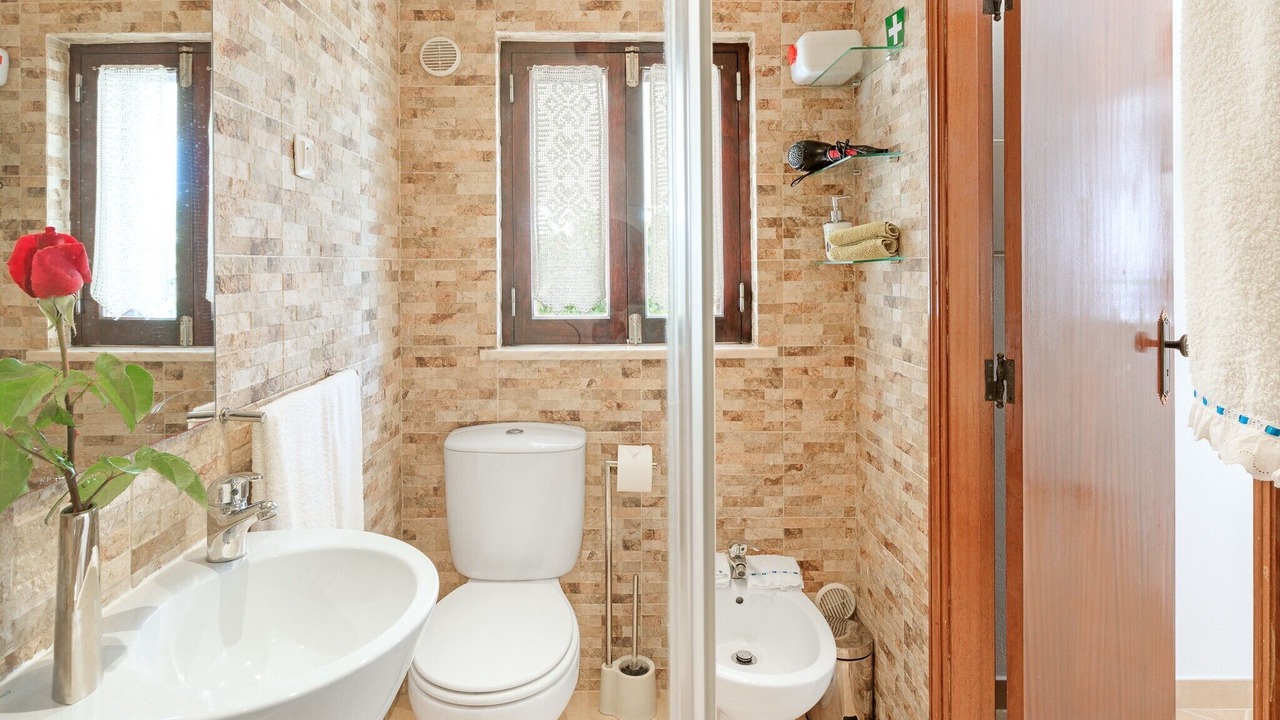 Photo of Bathroom in Monte dos Cairos