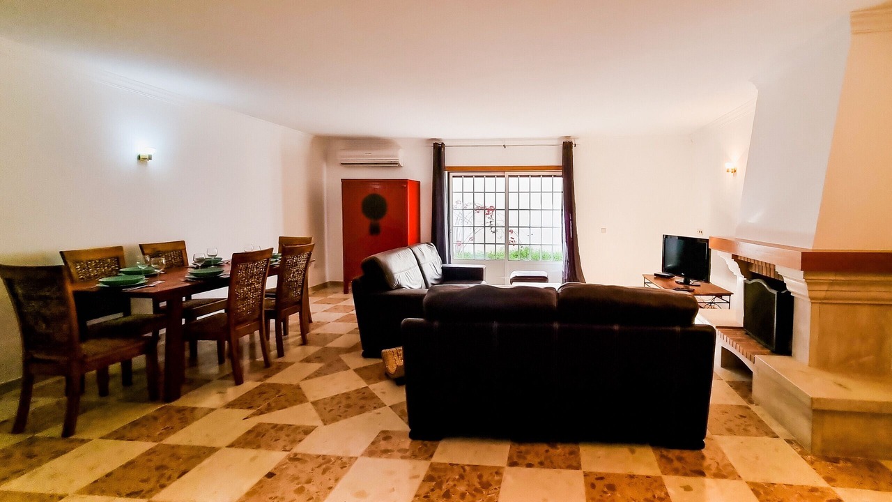 Photo of Livingroom in Vale do Garrao