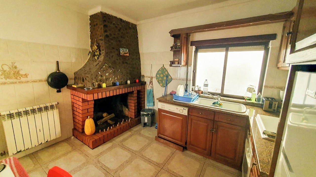 Photo of Kitchen in Figueiro dos Vinhos