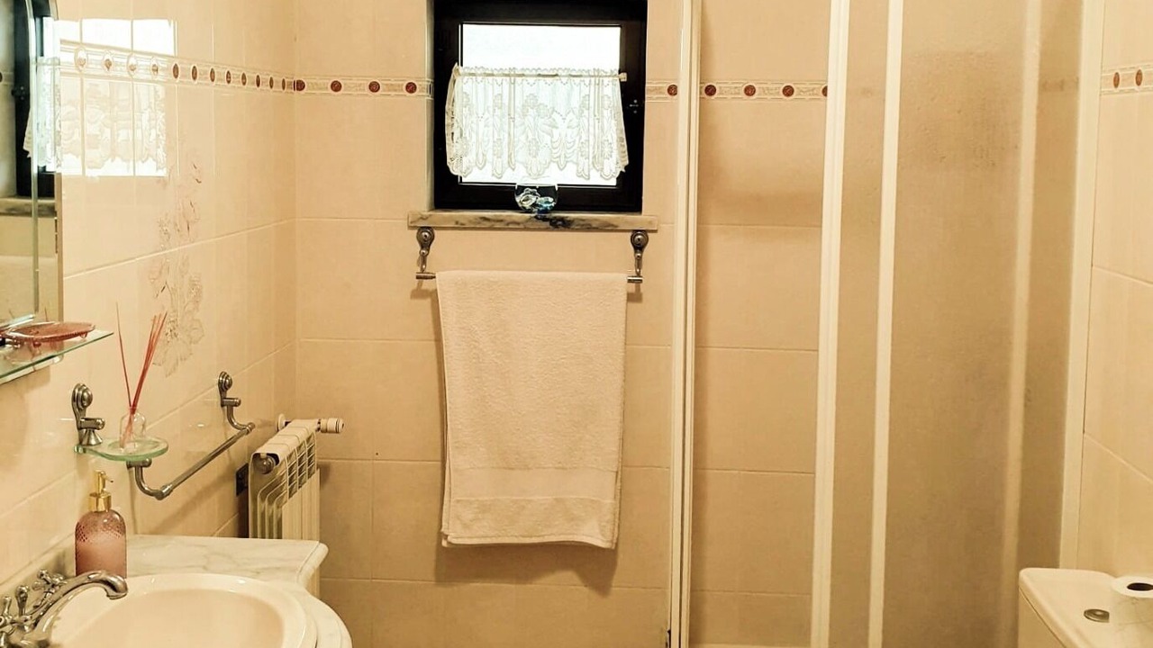 Photo of Bathroom in Figueiro dos Vinhos