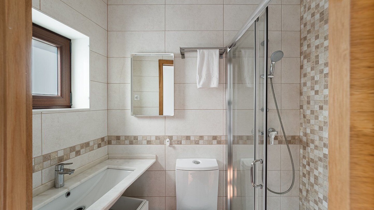 Photo of Bathroom in Lordelo do Ouro e Massarelos