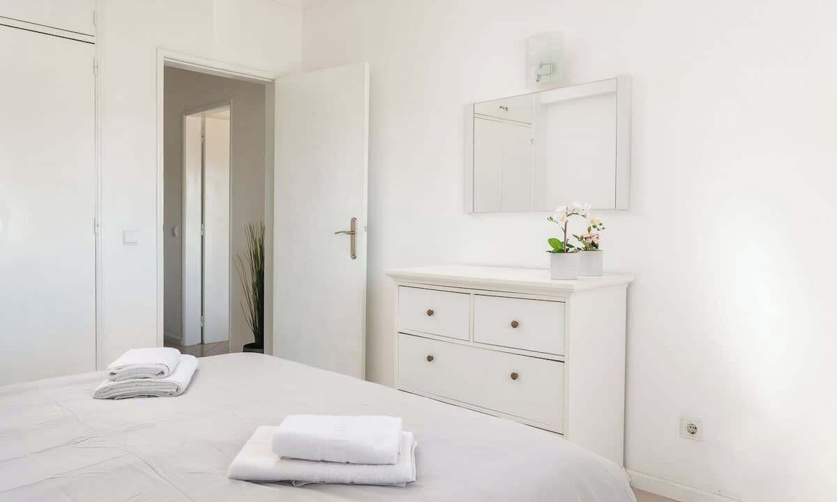 Photo of Bedroom in Vale de Centianes