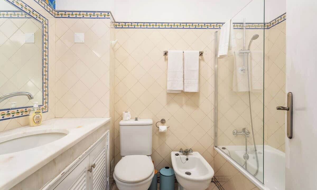 Photo of Bathroom in Vale de Centianes