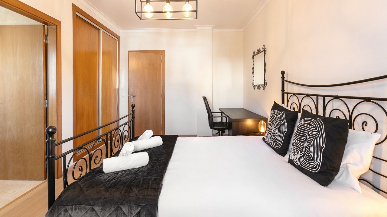 Photo of Bedroom in Peniche