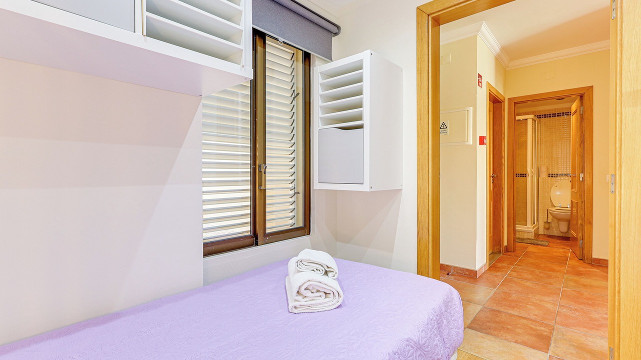 Photo of Bedroom in Alporchinhos