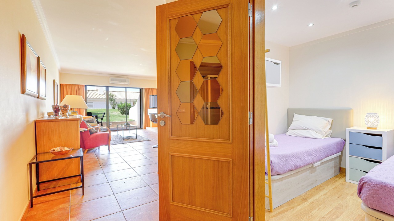 Photo of Bedroom in Alporchinhos