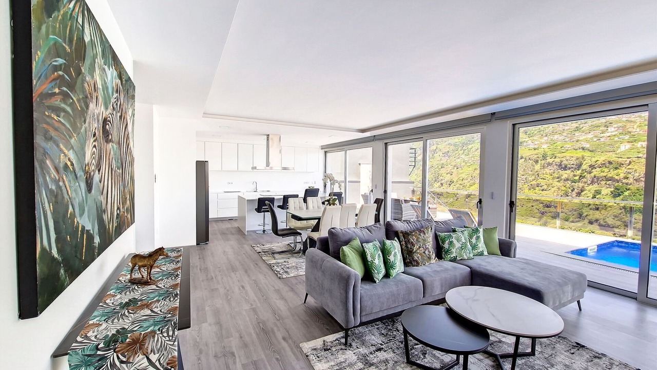 Photo of Livingroom in Tabua