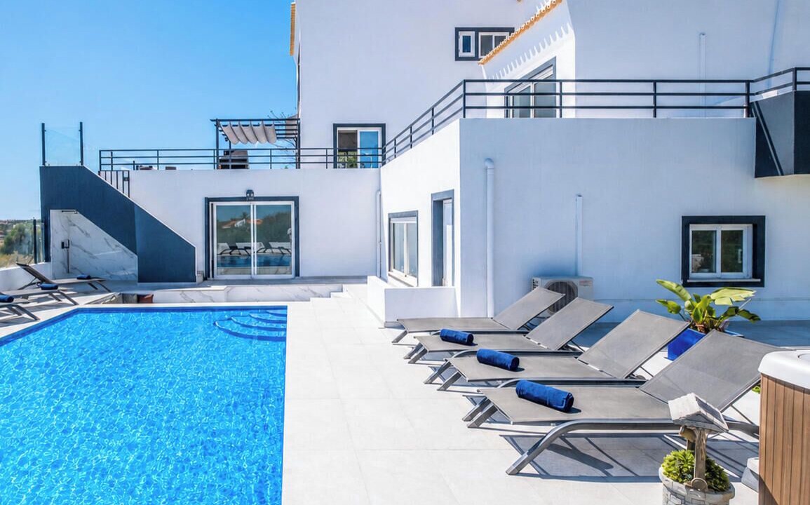 Photo of Outdoor in Pera