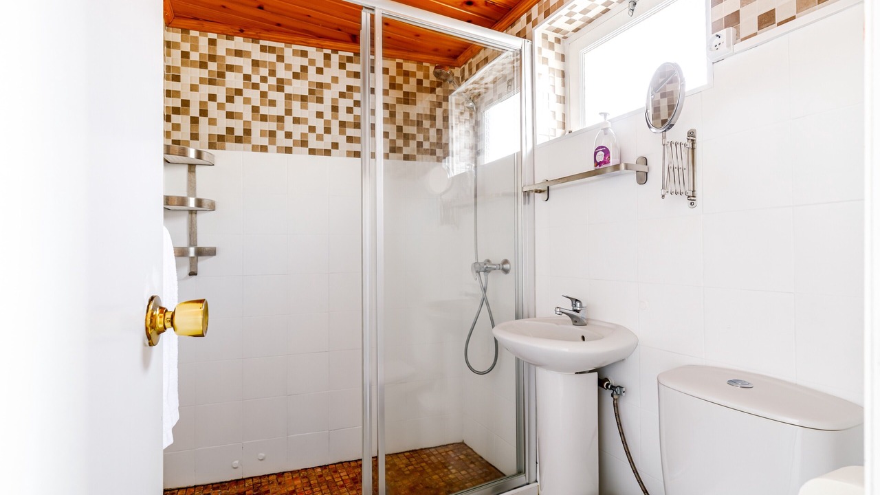 Photo of Bathroom in Horta