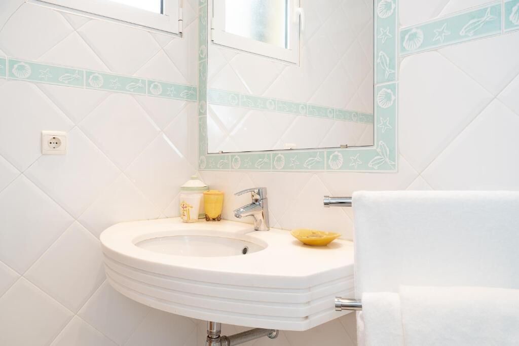 Photo of Bathroom in Pedras Pretas