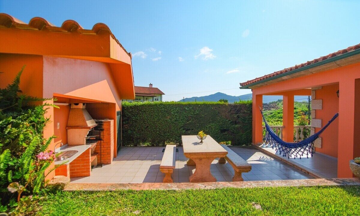 Photo of Outdoor in Cossourado