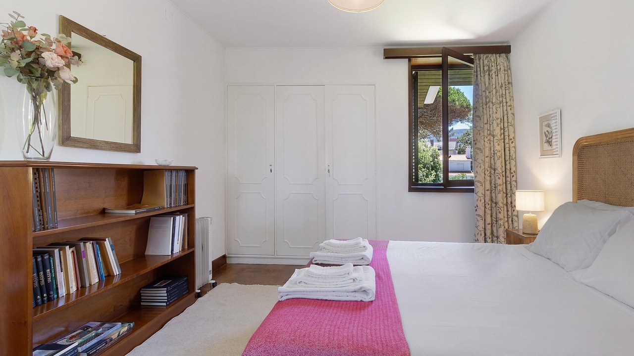 Photo of Bedroom in Caminha