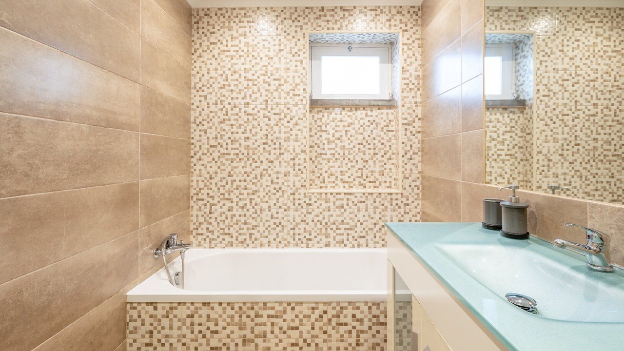 Photo of Bathroom in Cascais