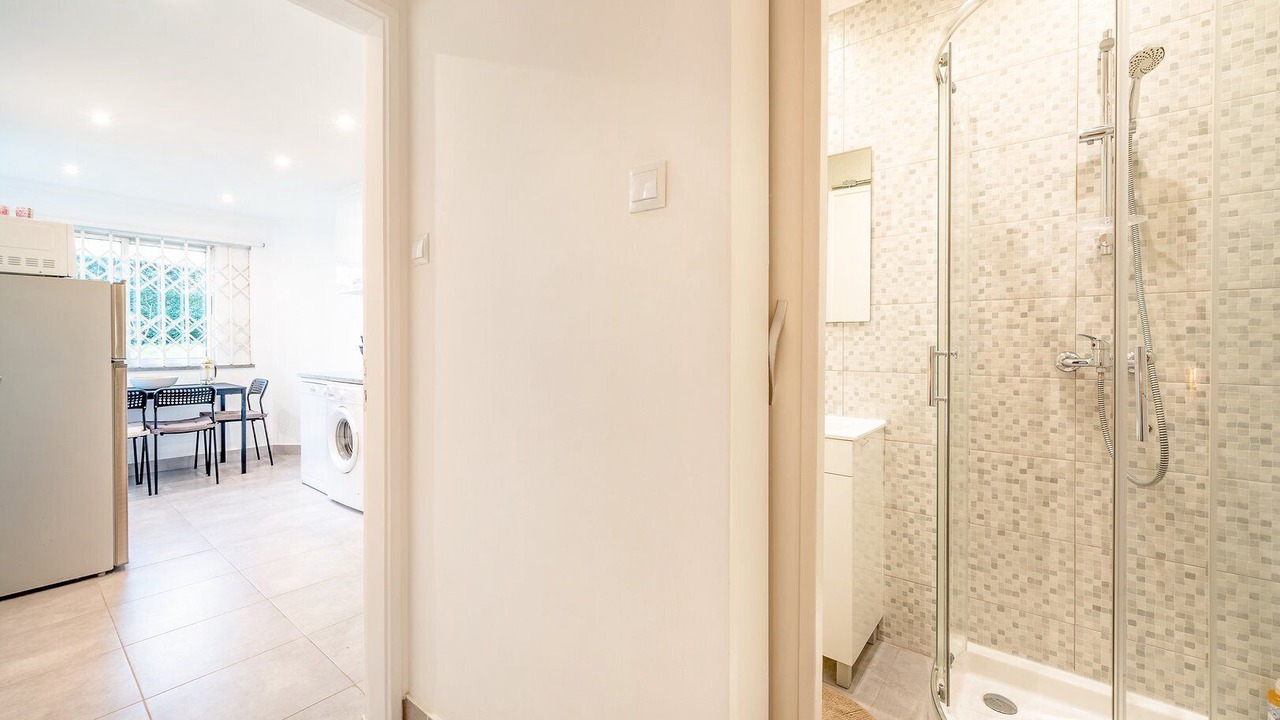 Photo of Bathroom in Cascais