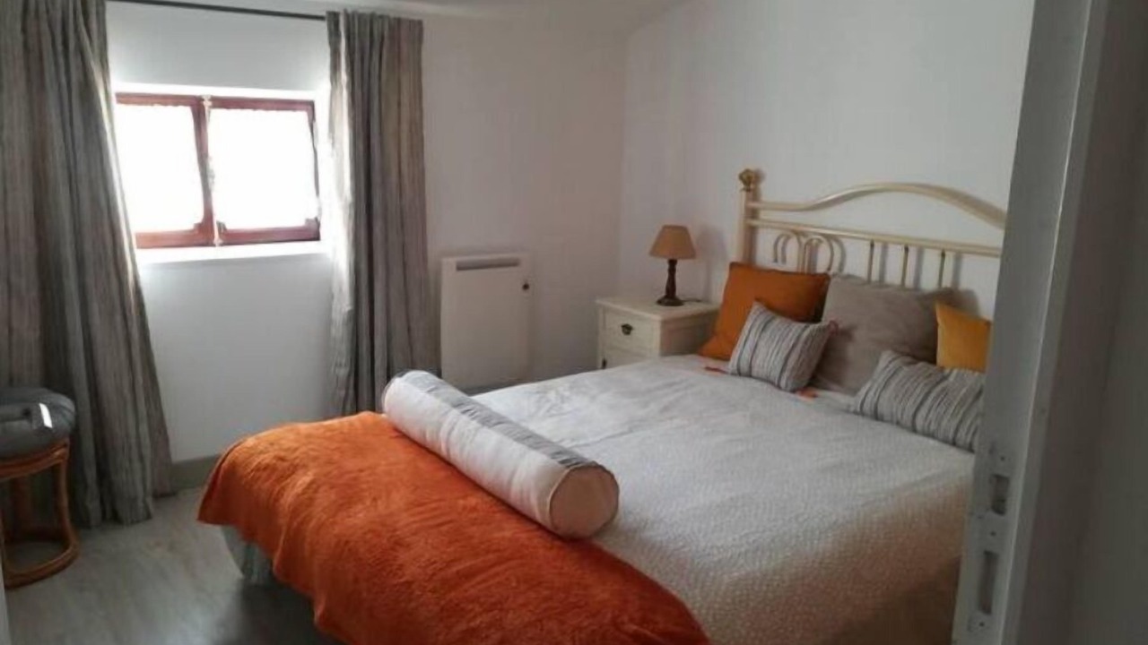 Photo of Bedroom in Insua